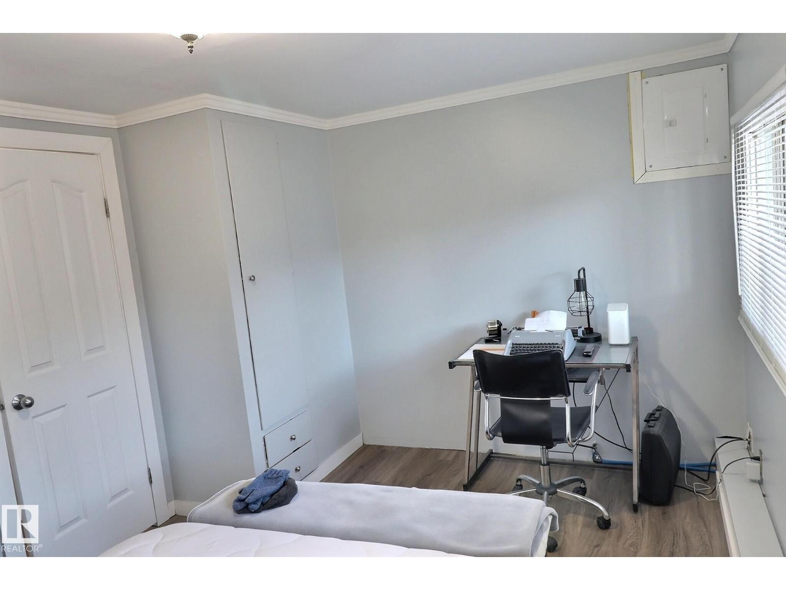 255 EVERGREEN PA NW, Edmonton