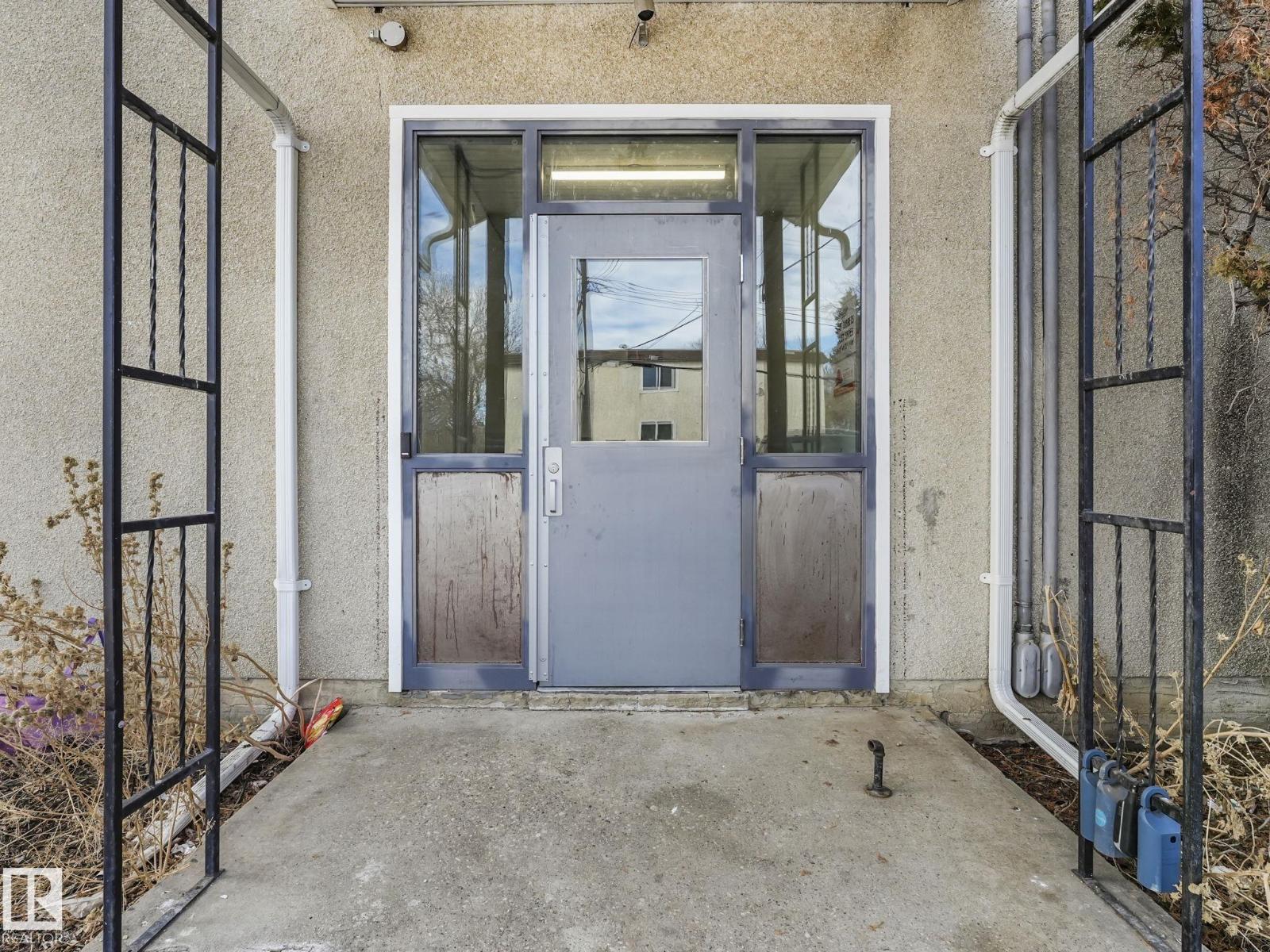 #103 11907 81 ST NW, Edmonton