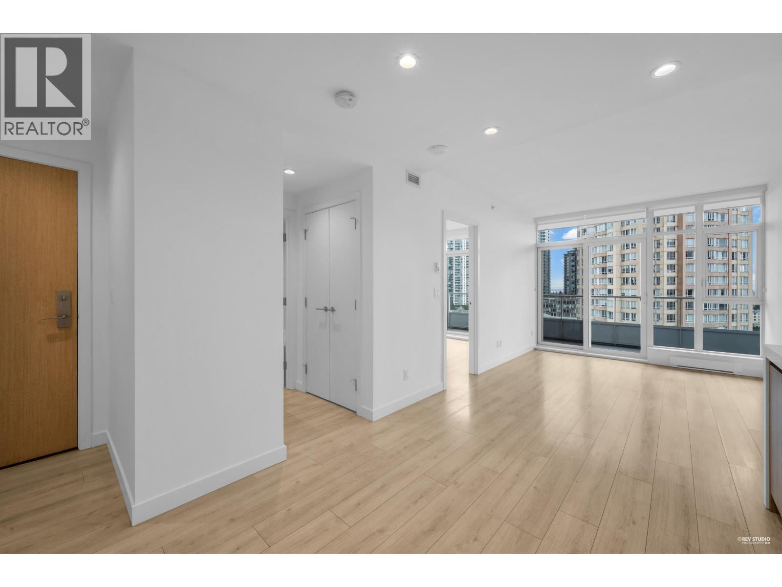 1310 6080 MCKAY AVENUE