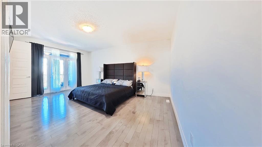 102 DEER CREEK Street, Kitchener, Ontario, N2A0J5 — Photo 25