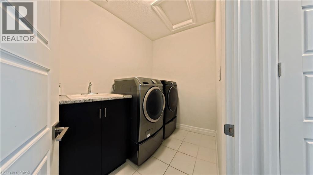 102 DEER CREEK Street, Kitchener, Ontario, N2A0J5 — Photo 39