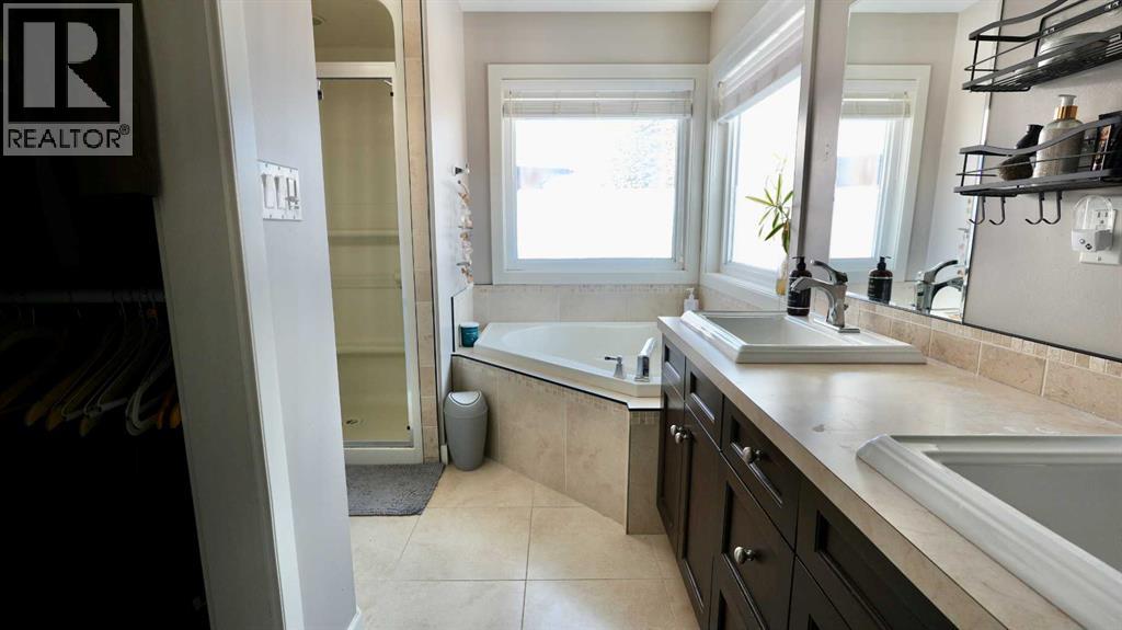 10629 84B Street — photo 35