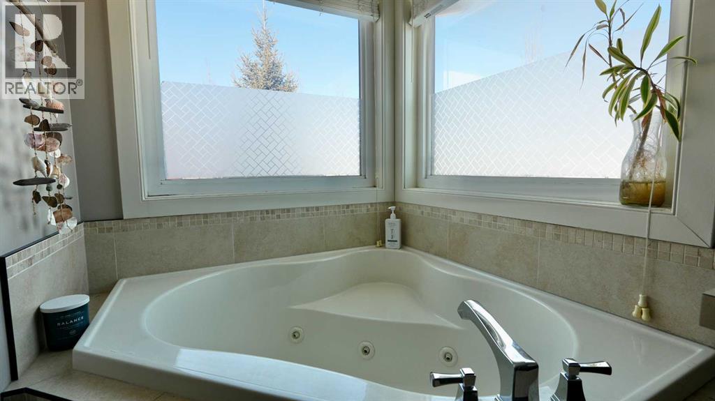 10629 84B Street — photo 36