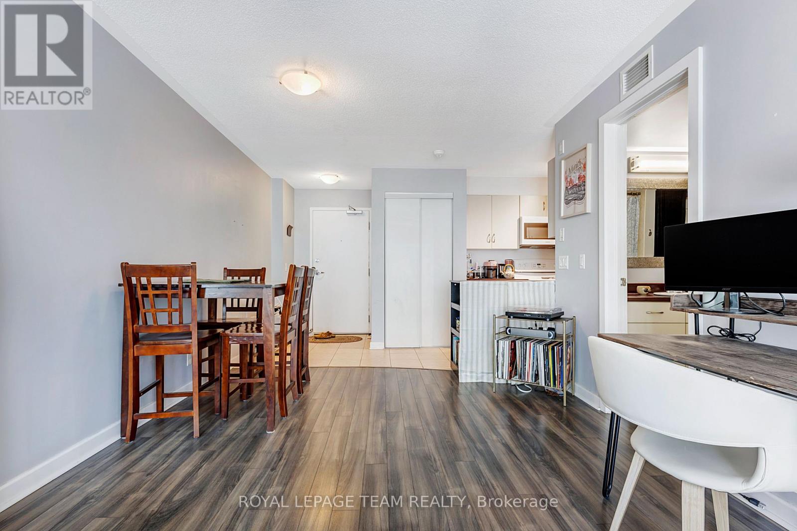 1 Bed, 1 Bath Apartment for Rent in Ottawa – 801 – 138 SOMERSET STREET W, Ottawa – MLS# X13050904 - Image 22