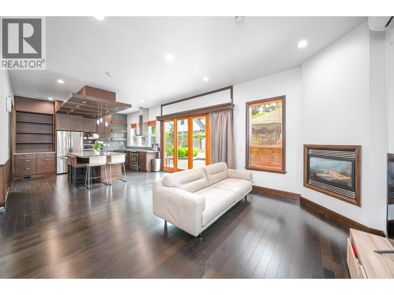 4808 BONAVISTA Drive, Richmond