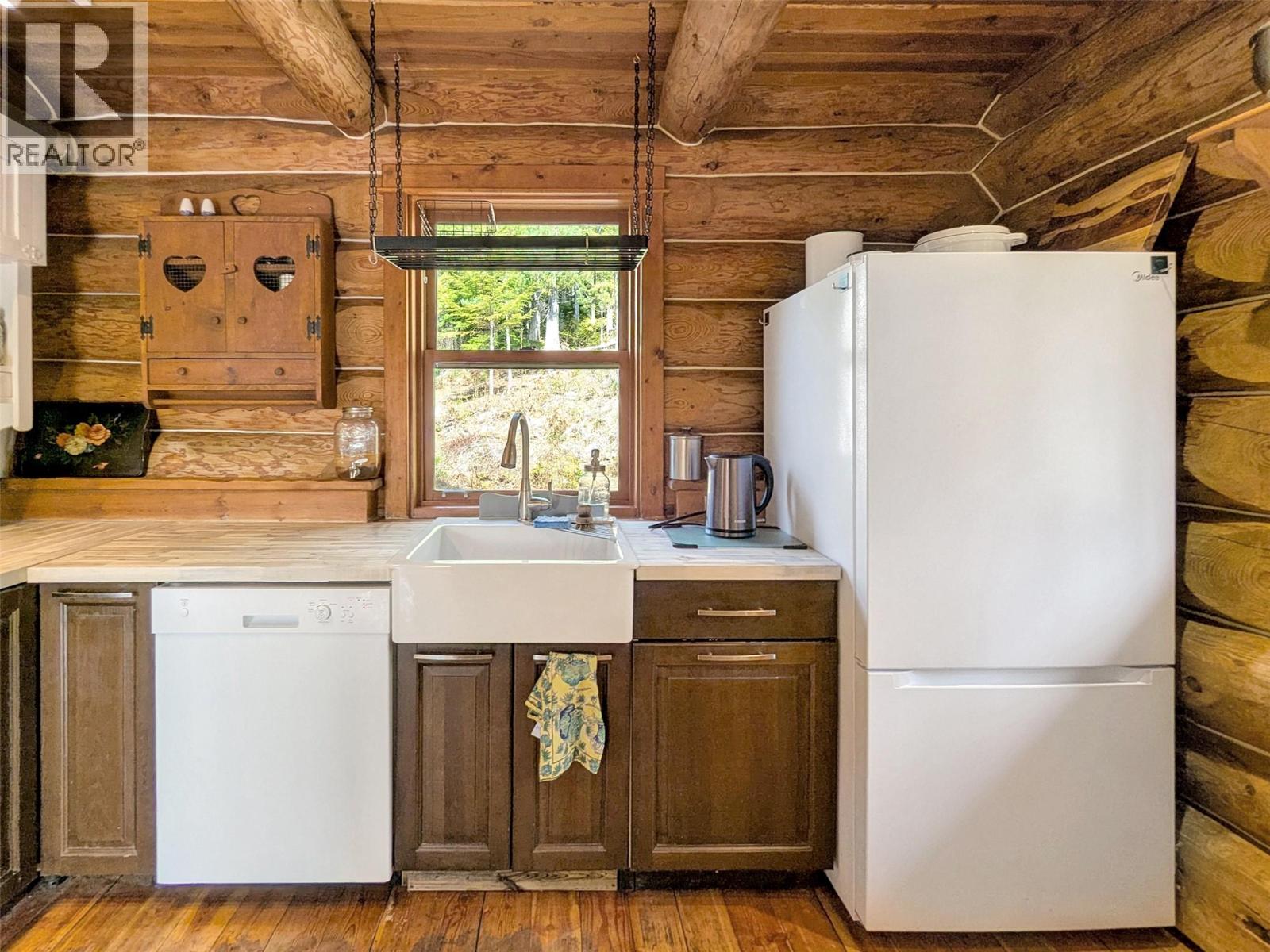 8907 Martens Road - 16