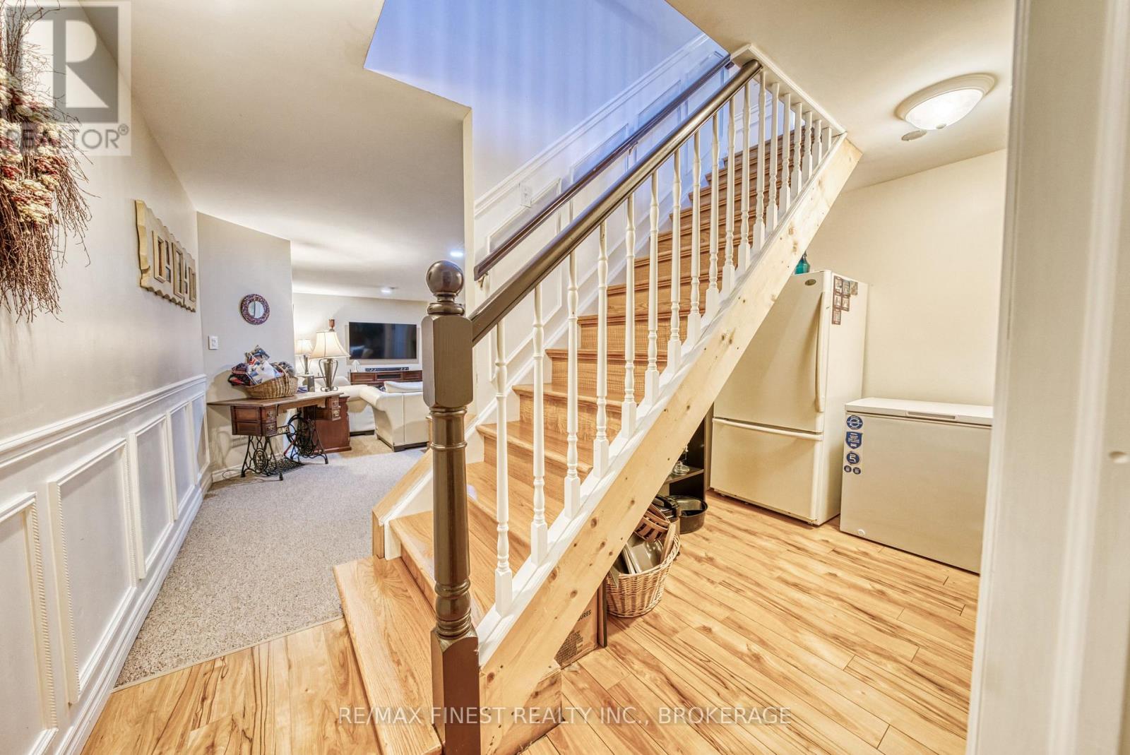 108 GRAYROCK CRESCENT - 23