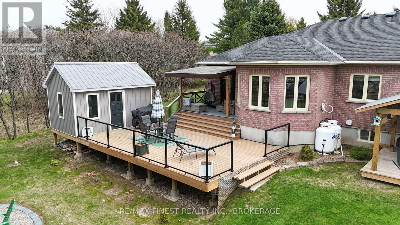 108 GRAYROCK CRESCENT - 47