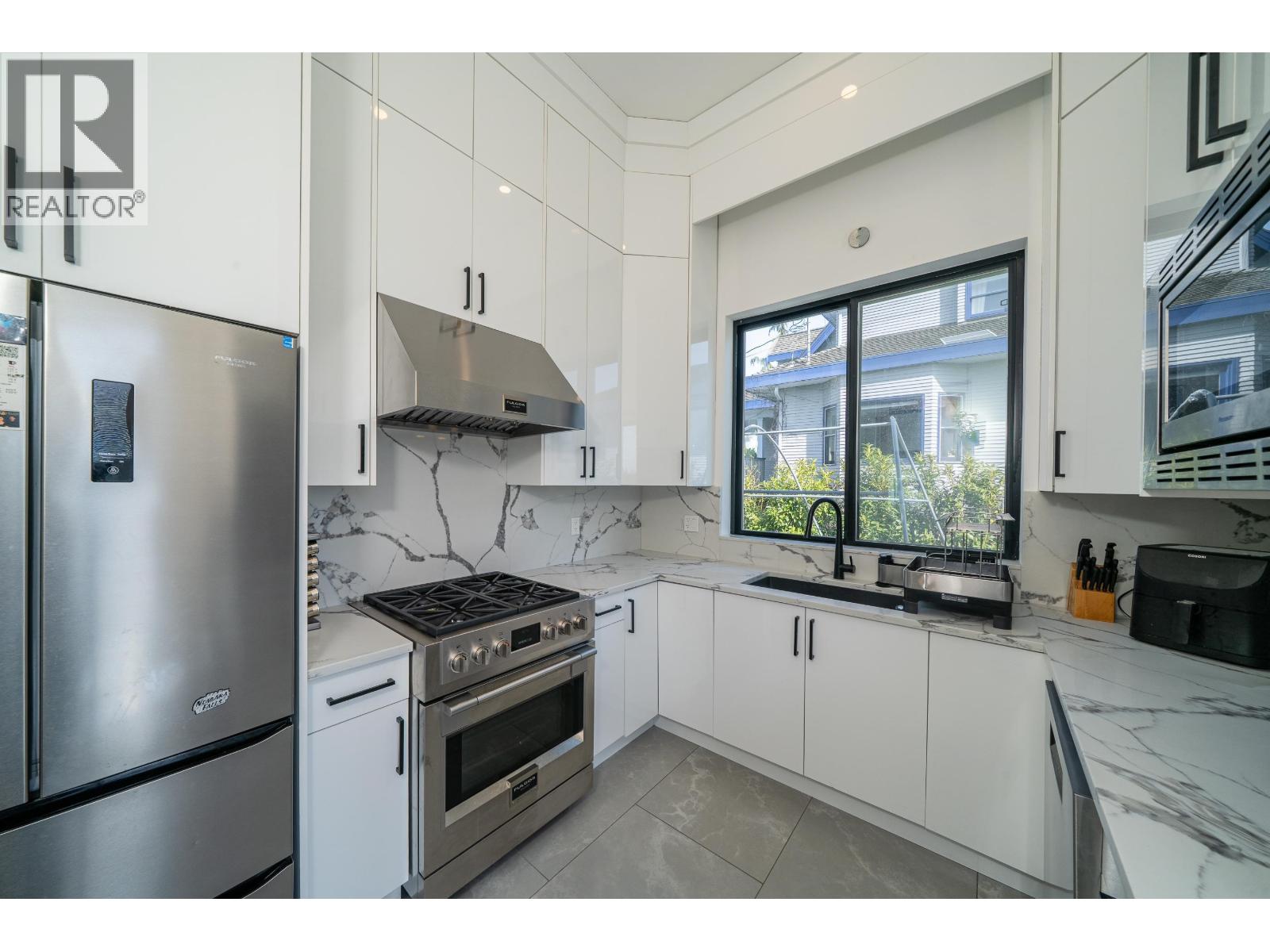 11500 BLUNDELL Road, Richmond