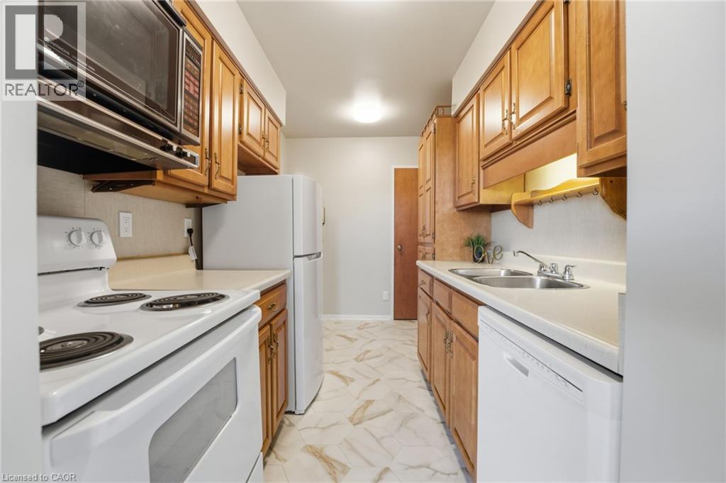 1968 MAIN Street W Unit# 1103, Hamilton, Ontario, L8S1J7 — Photo 8