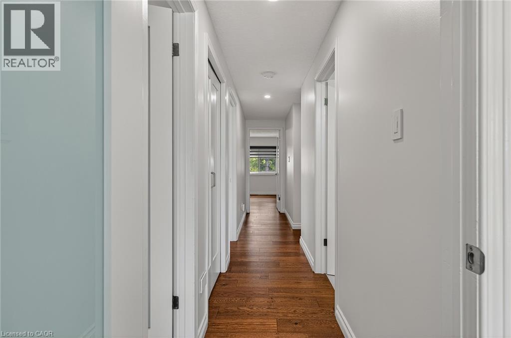 312 FARADAY Court, Waterloo, Ontario, N2L6A6 — Photo 18