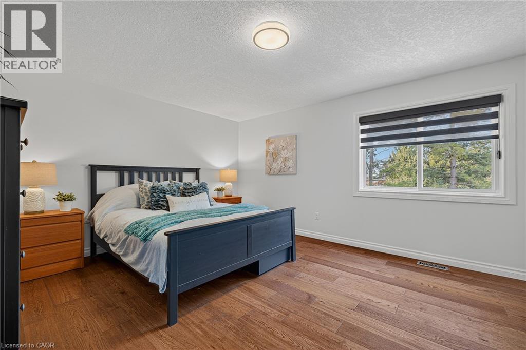312 FARADAY Court, Waterloo, Ontario, N2L6A6 — Photo 19