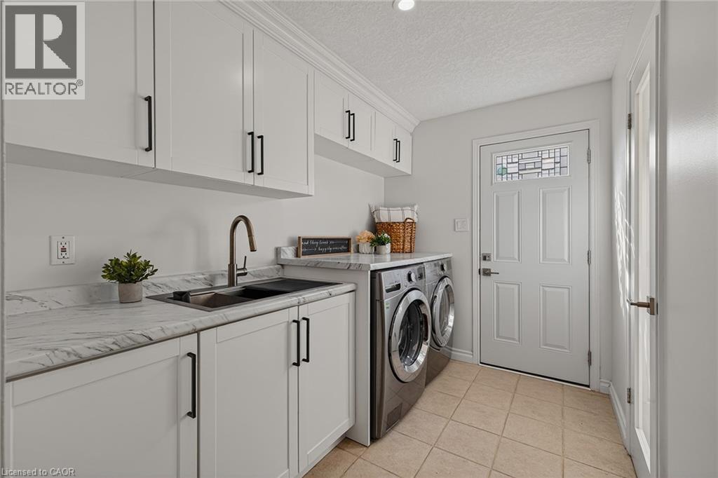 312 FARADAY Court, Waterloo, Ontario, N2L6A6 — Photo 32