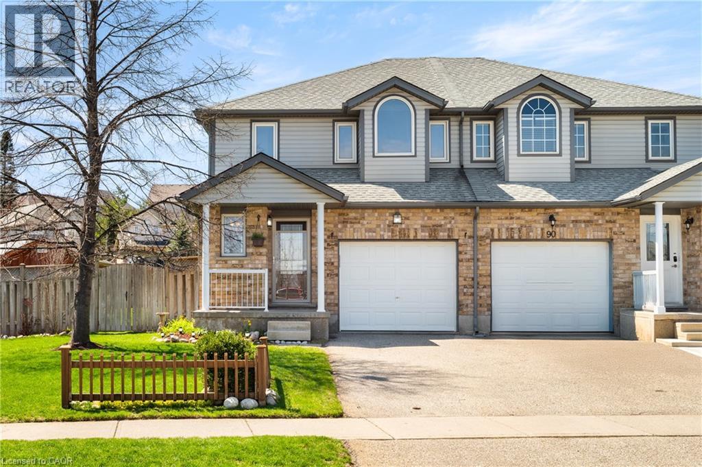 92 SNOWDROP Crescent, Kitchener, Ontario N2E4G6 - Photo 2