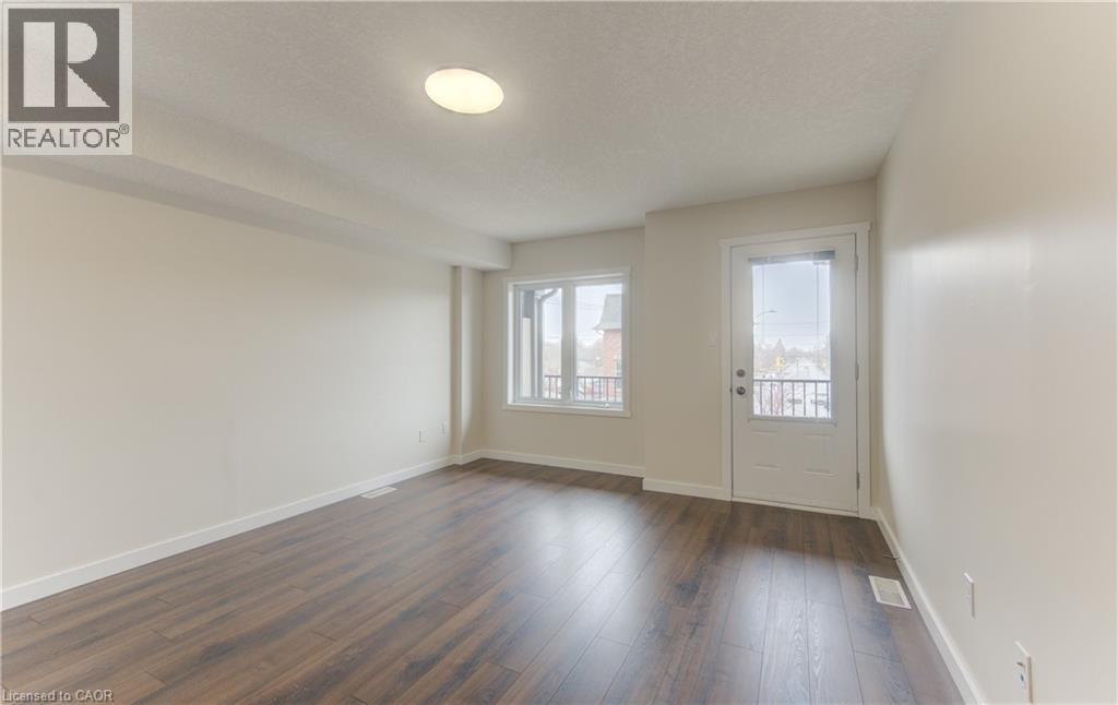 #2 487 EAST Avenue - 11