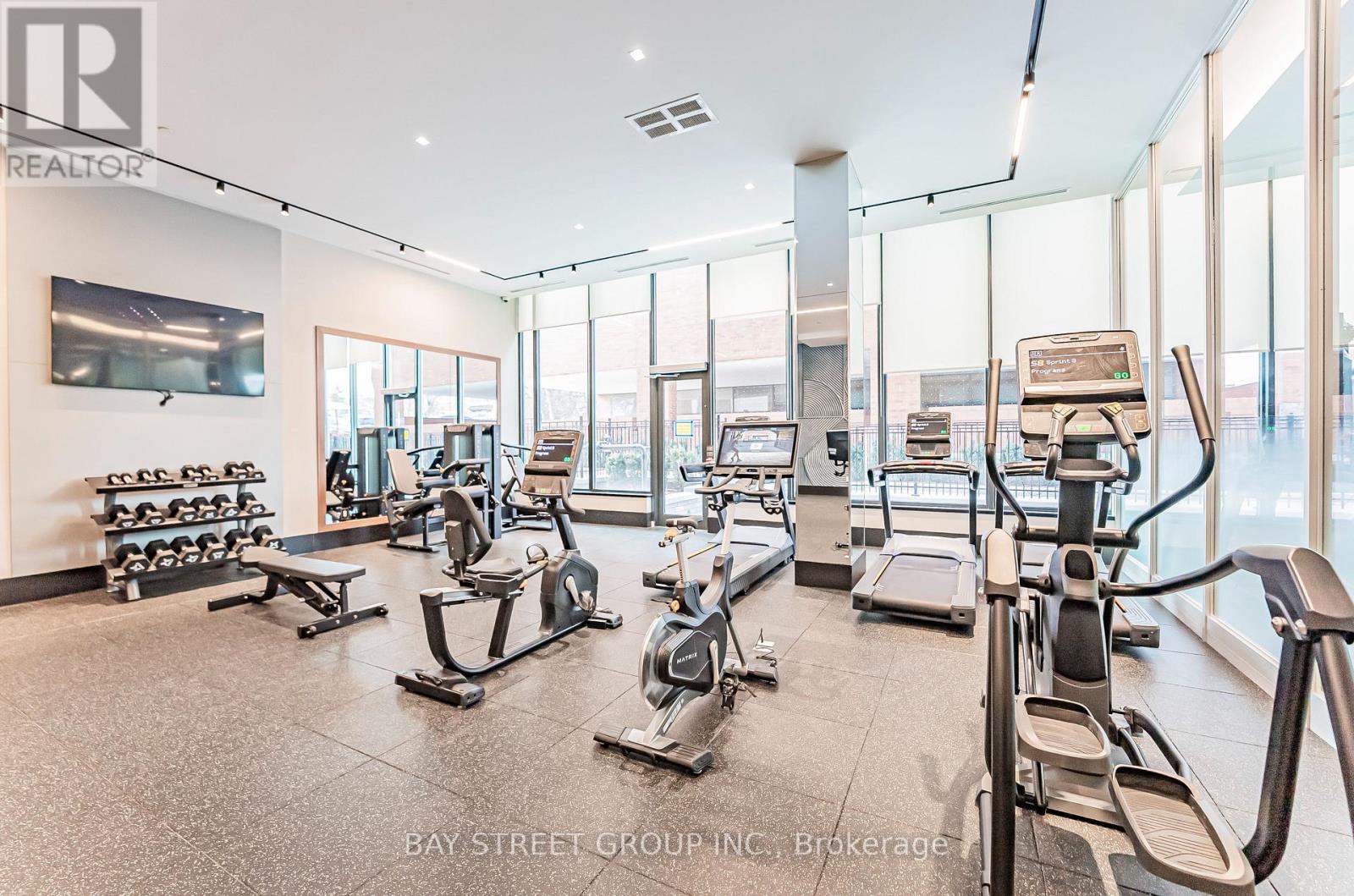 #526 250 LAWRENCE AVENUE W - 21