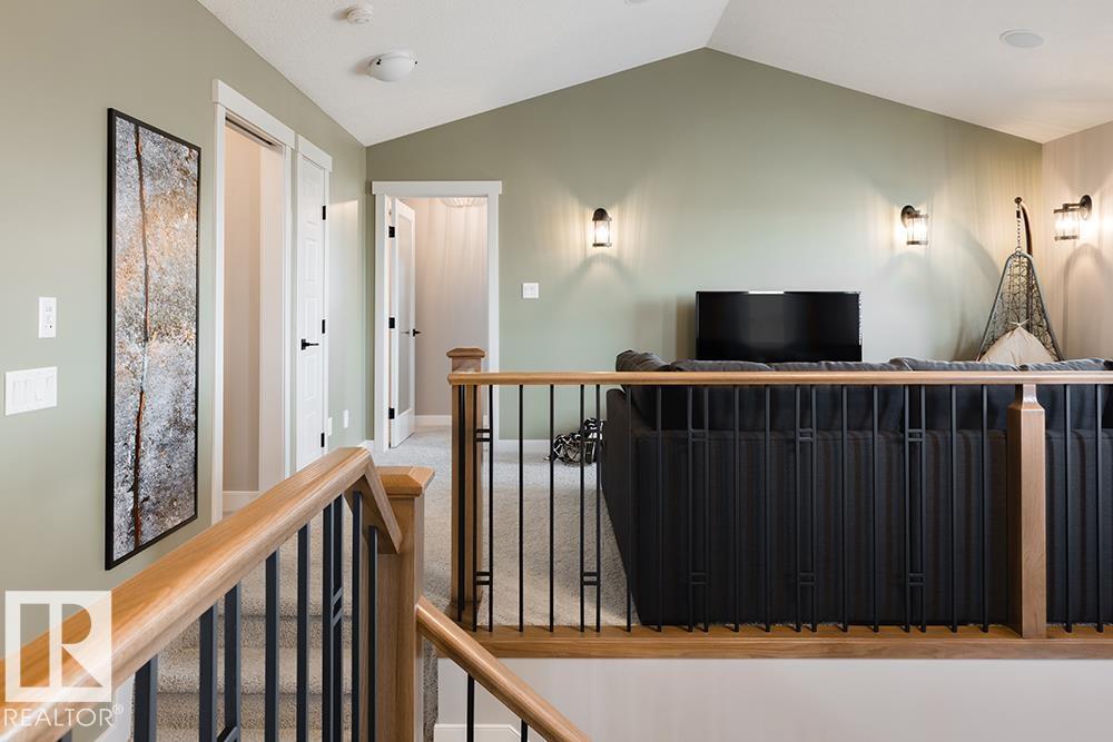 9389 COOPER BEND BN SW, Edmonton