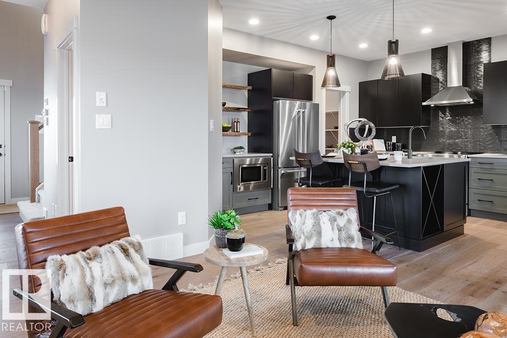 9389 COOPER BEND BN SW, Edmonton