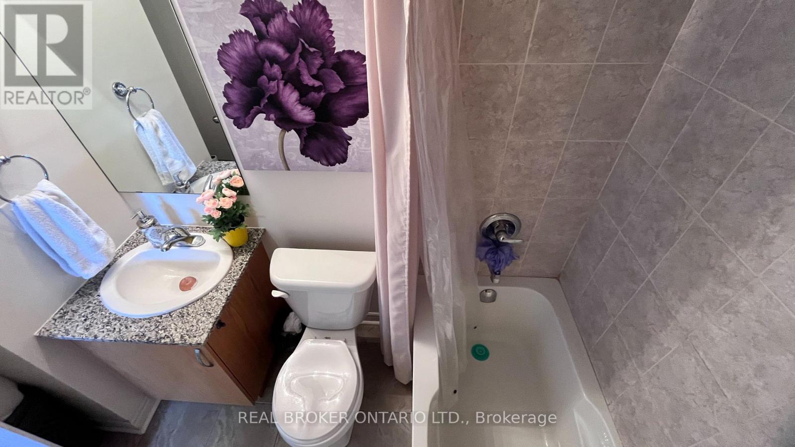 #29 13 EATON PARK LANE - 18