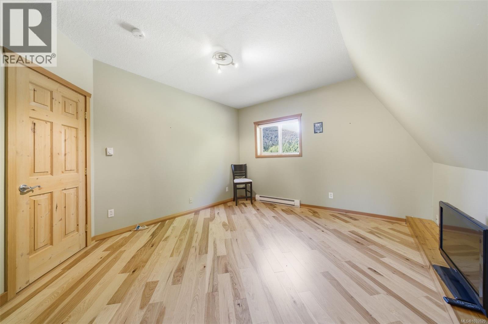 8644 Sweeney Rd - 47