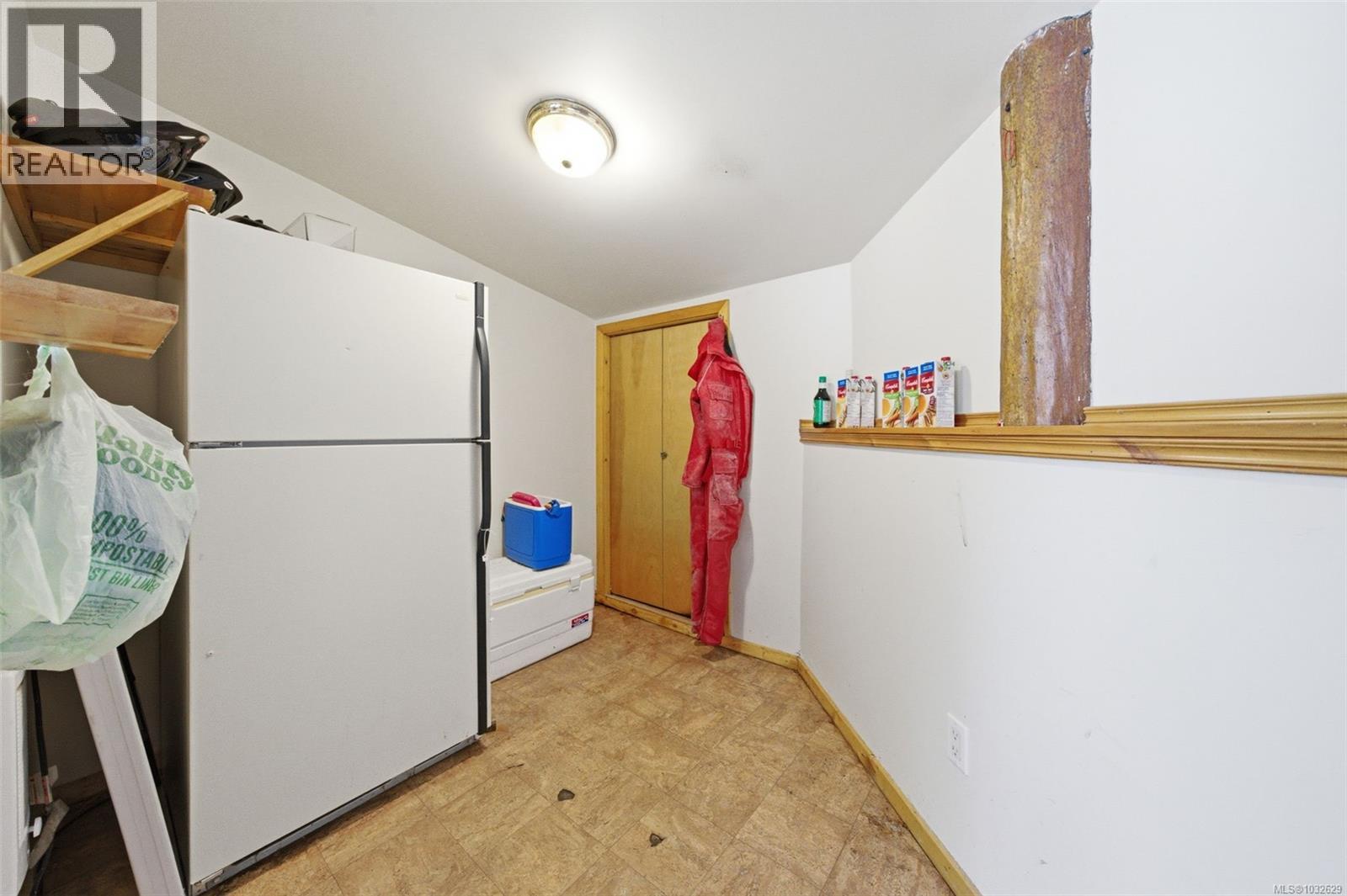 8644 Sweeney Rd - 51