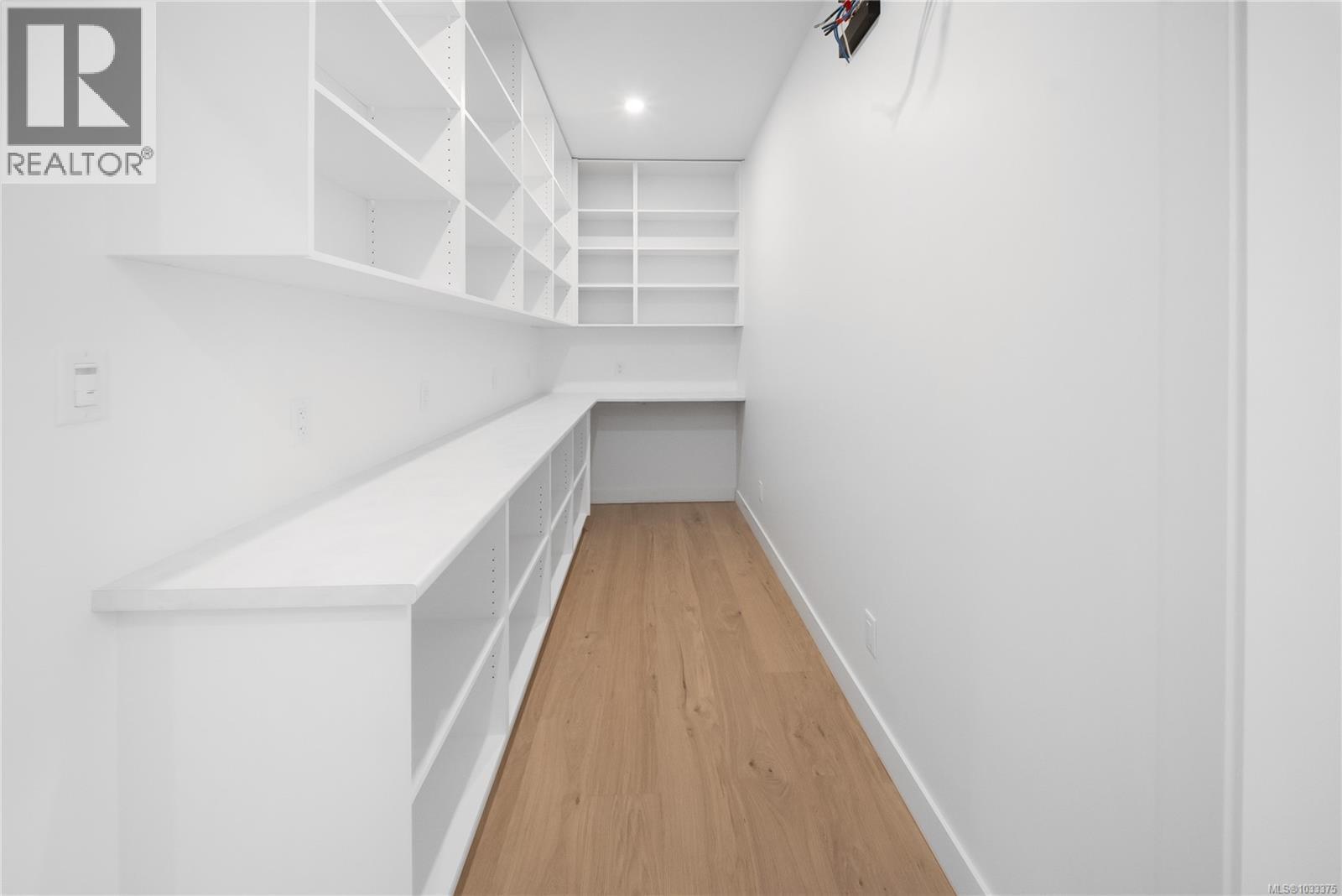 10928 Grandview Rd - 34