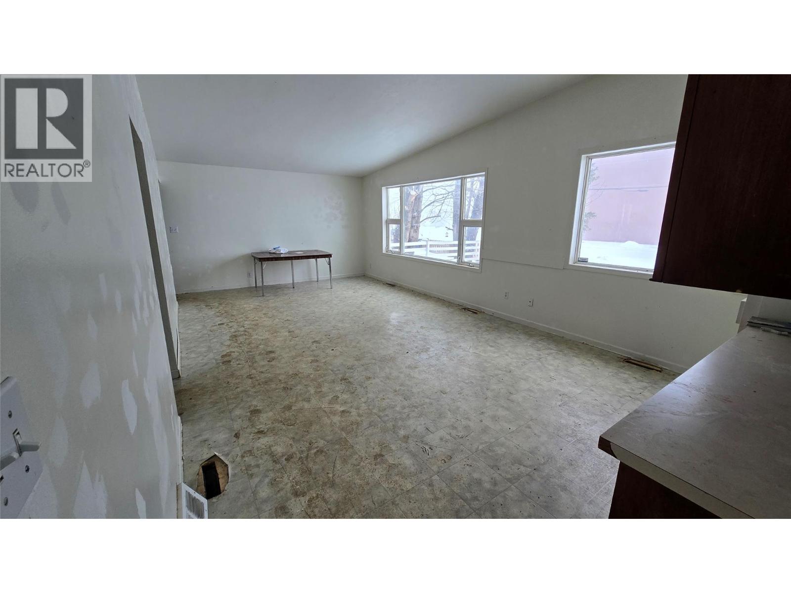 11617 9 Street - Image 3