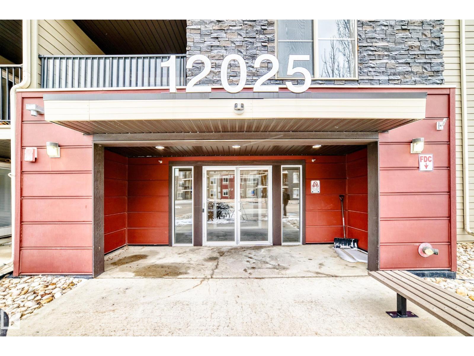 #404 12025 22 AV SW SW, Edmonton