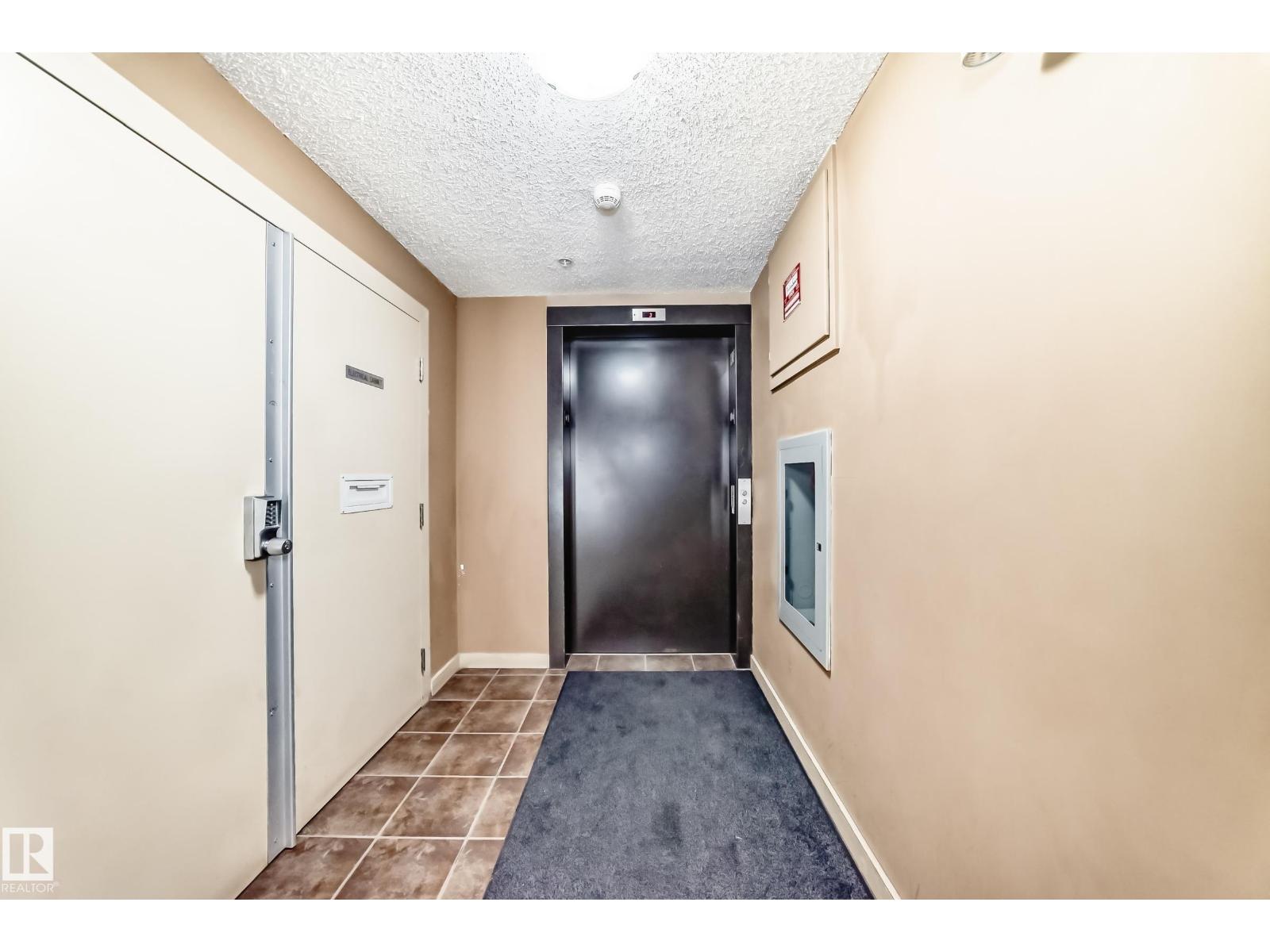 #404 12025 22 AV SW SW, Edmonton