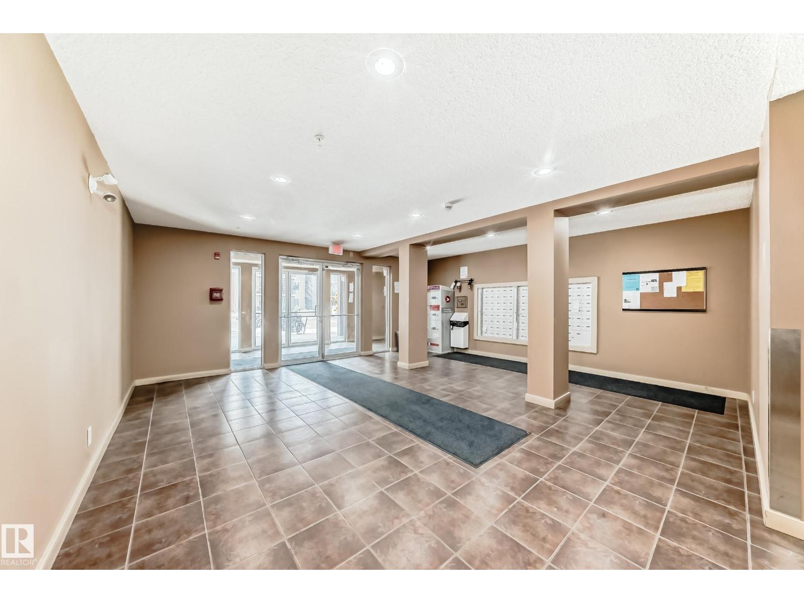 #404 12025 22 AV SW SW, Edmonton