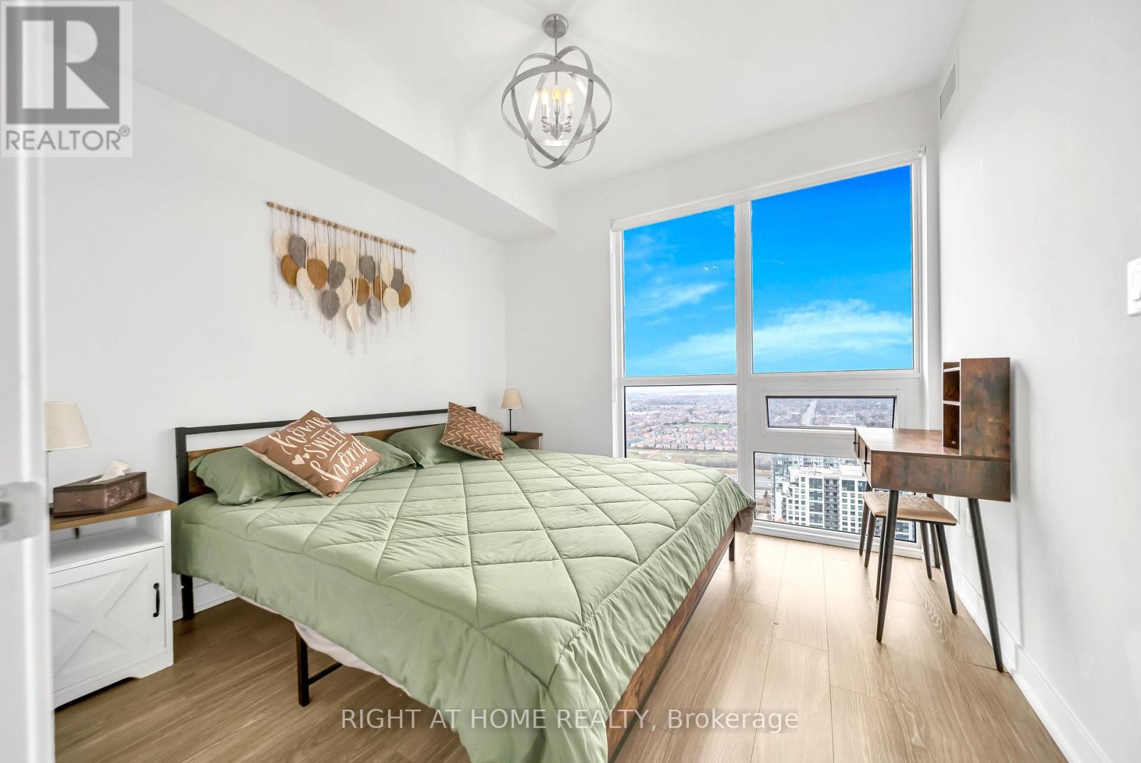 #3504 4130 PARKSIDE VILLAGE DRIVE - 26