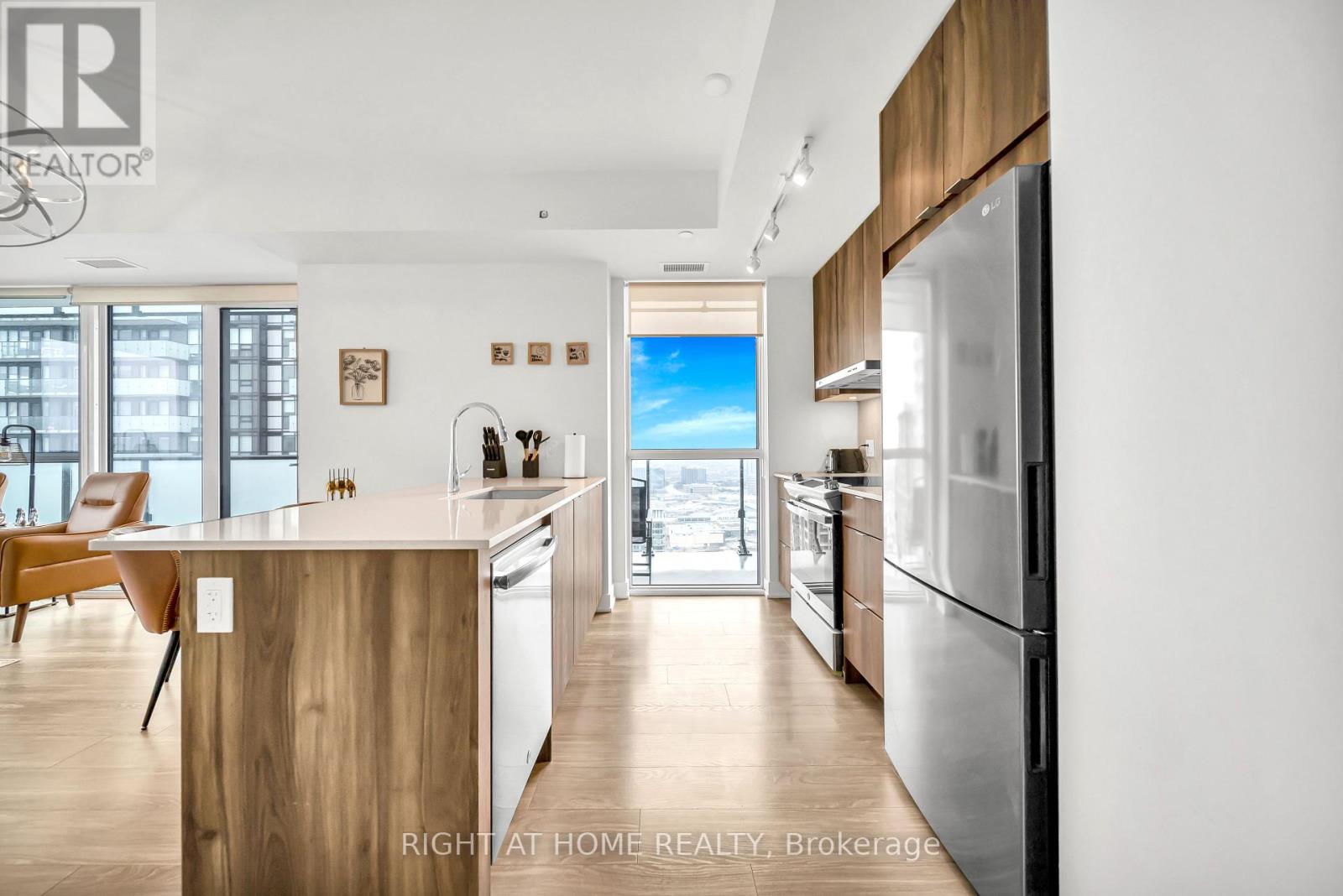 #3504 4130 PARKSIDE VILLAGE DRIVE - 9
