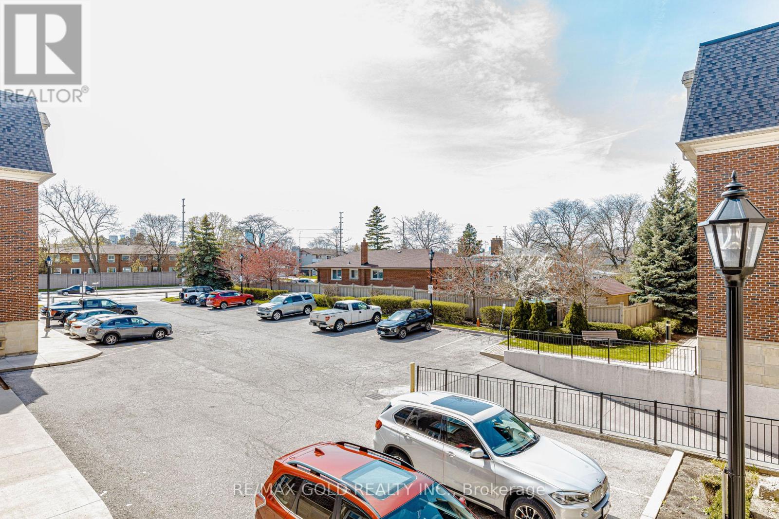 #223 3351 CAWTHRA ROAD - 40