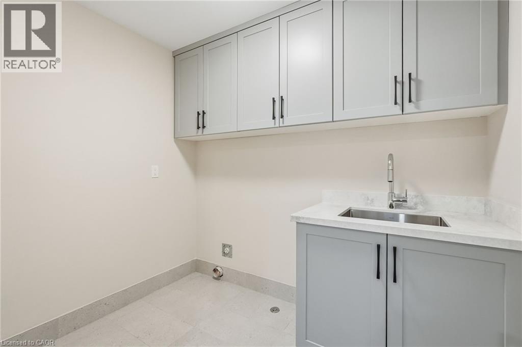 7 BARTLETT Avenue, Grimsby, Ontario, L3M5N7 — Photo 25