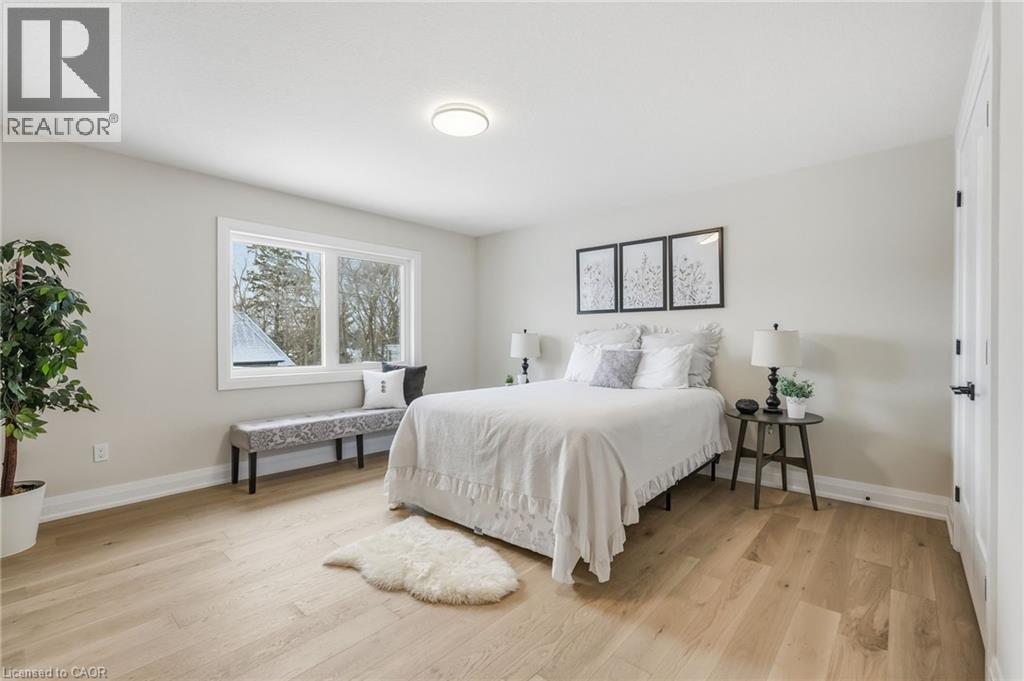 7 BARTLETT Avenue, Grimsby, Ontario, L3M5N7 — Photo 11