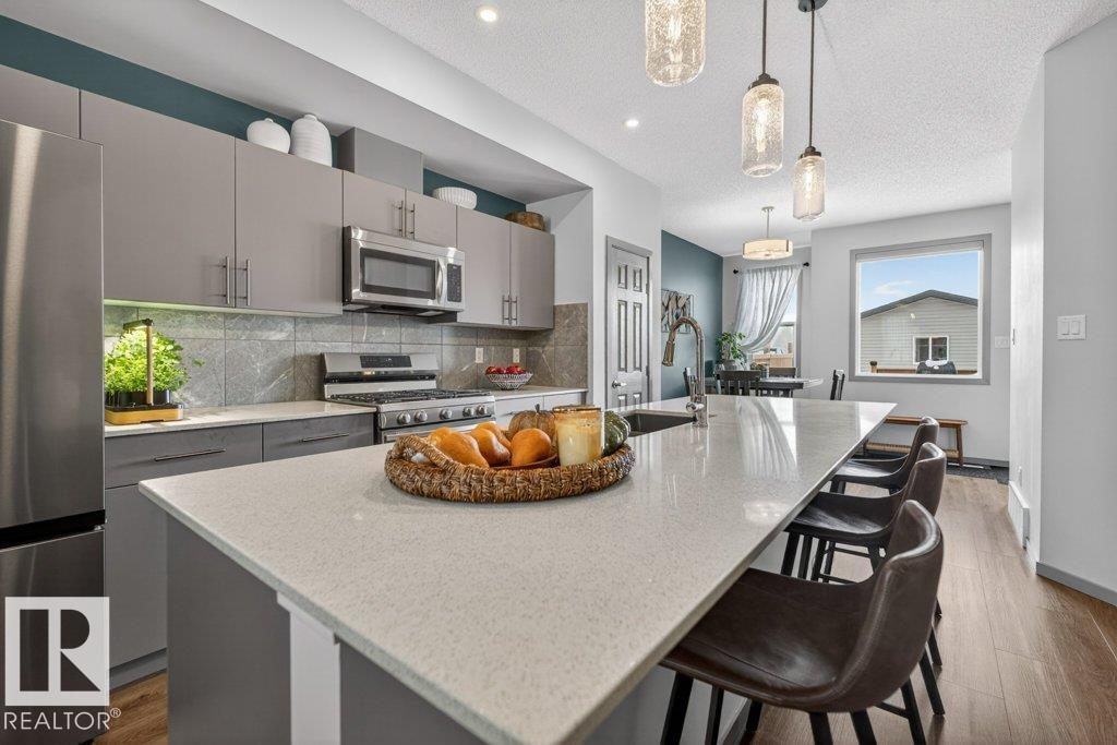 2405 TRUMPETER WY NW, Edmonton