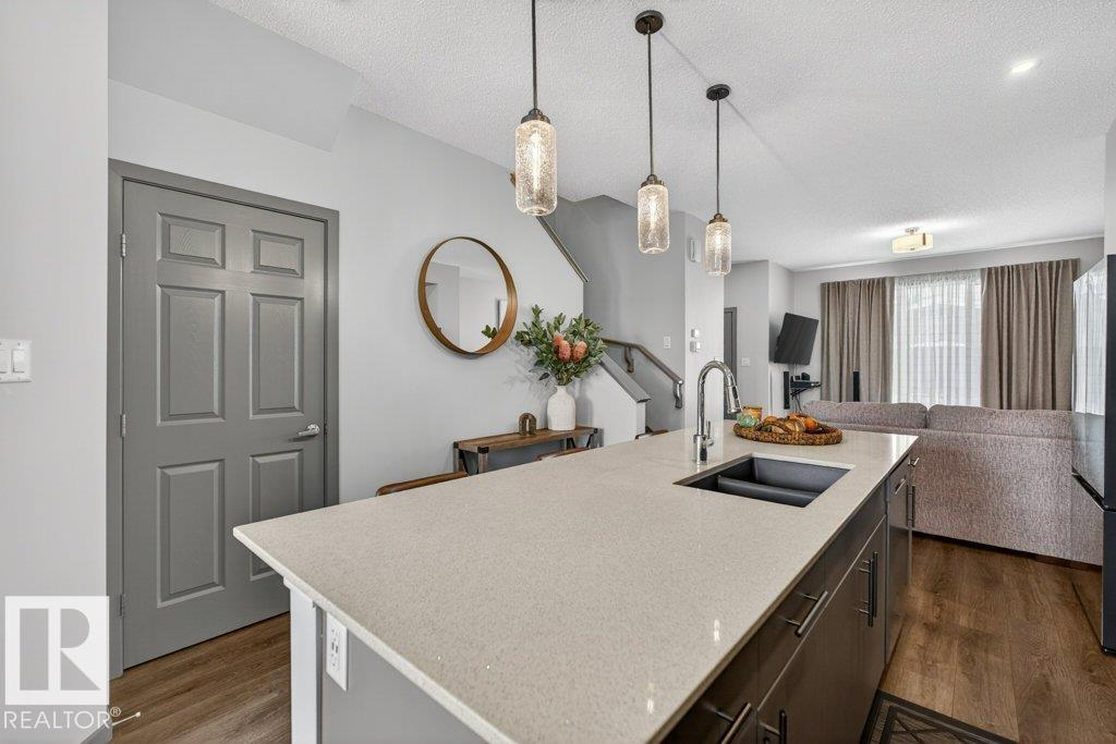 2405 TRUMPETER WY NW, Edmonton