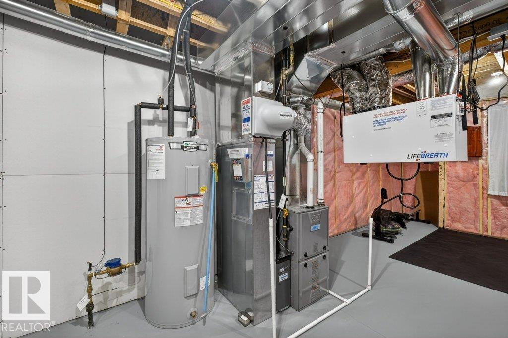 2405 TRUMPETER WY NW, Edmonton