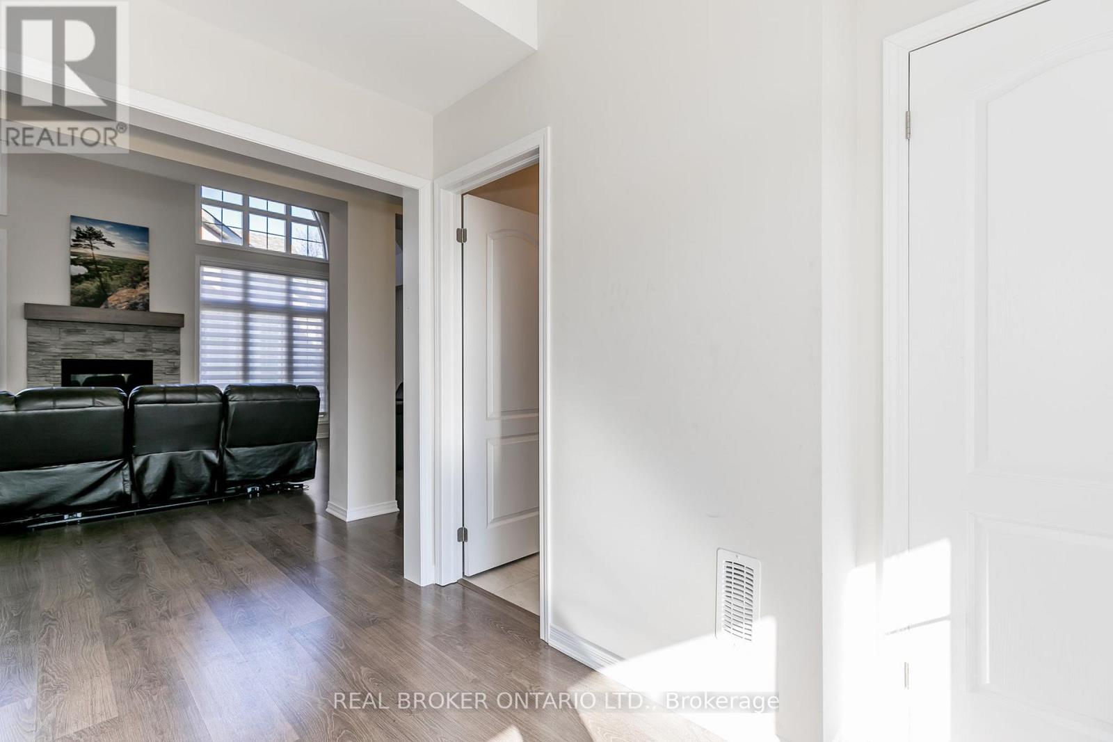 47 MARINA VILLAGE DRIVE - 7