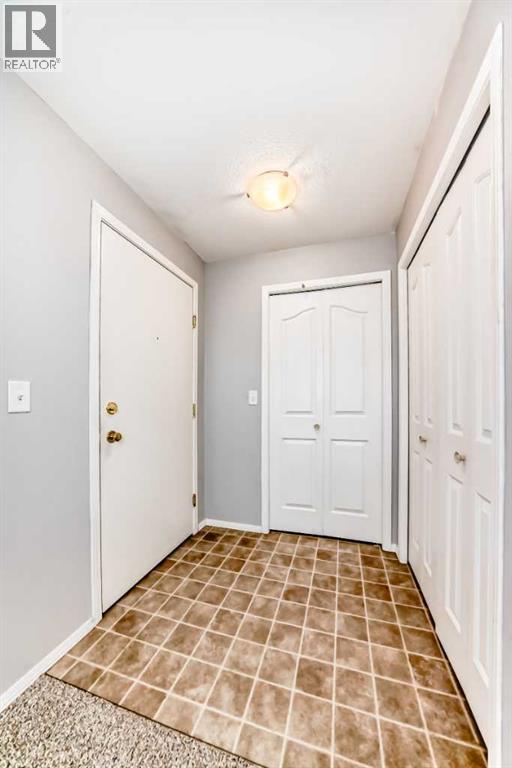 12 Ironside Street, Red Deer