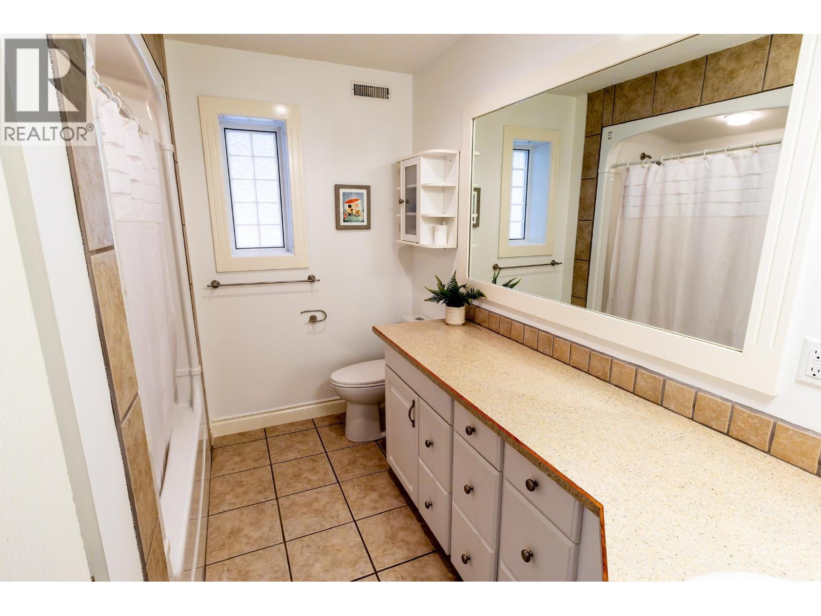 8807 110 AVENUE, Fort St. John