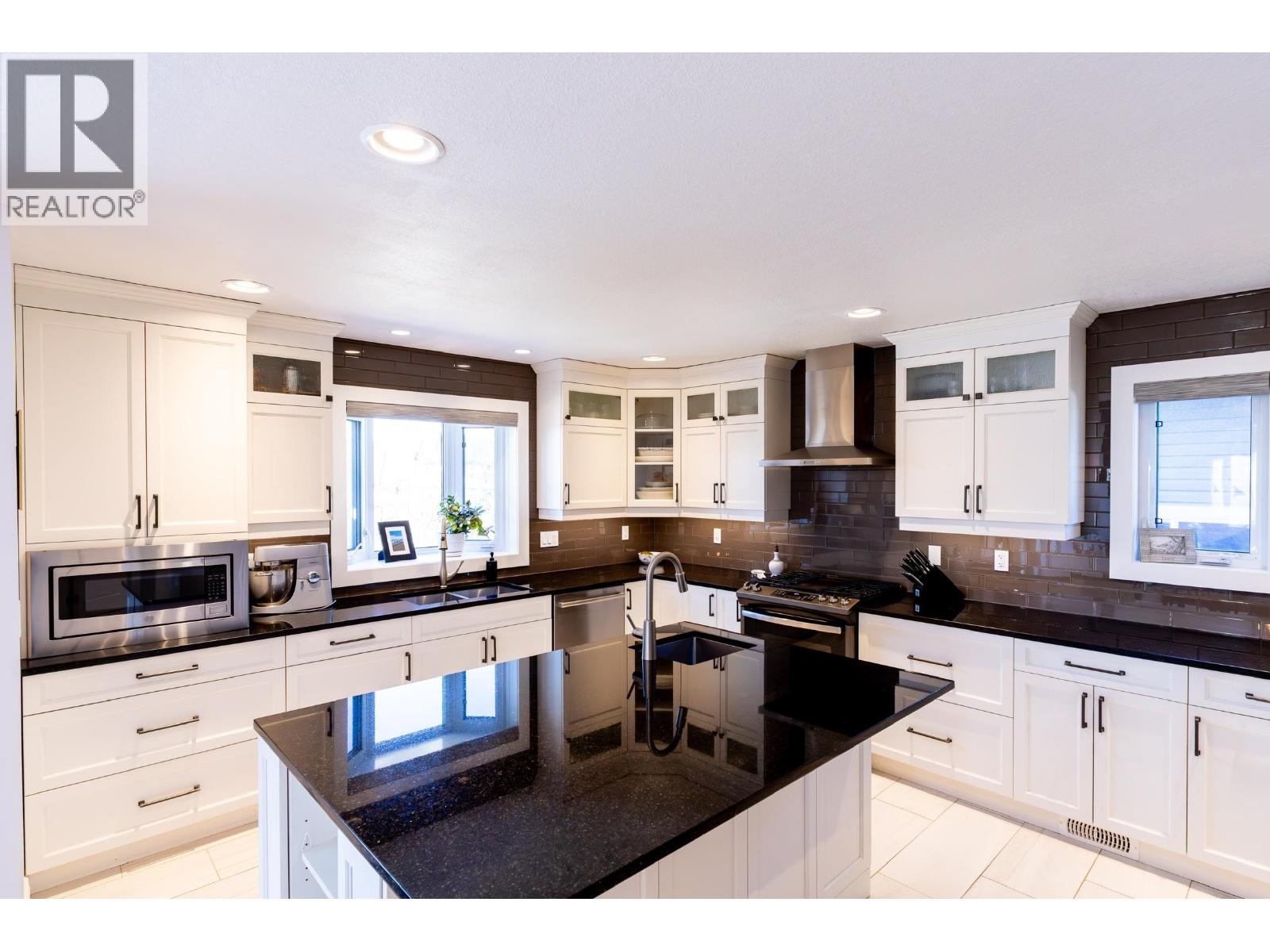 8807 110 AVENUE, Fort St. John