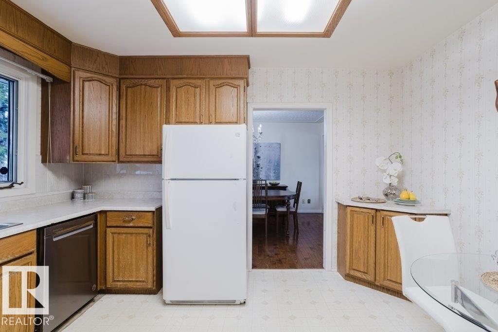 7907 SASKATCHEWAN DR NW, Edmonton