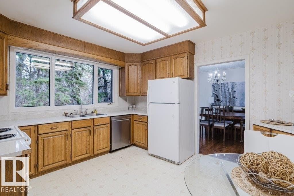 7907 SASKATCHEWAN DR NW, Edmonton