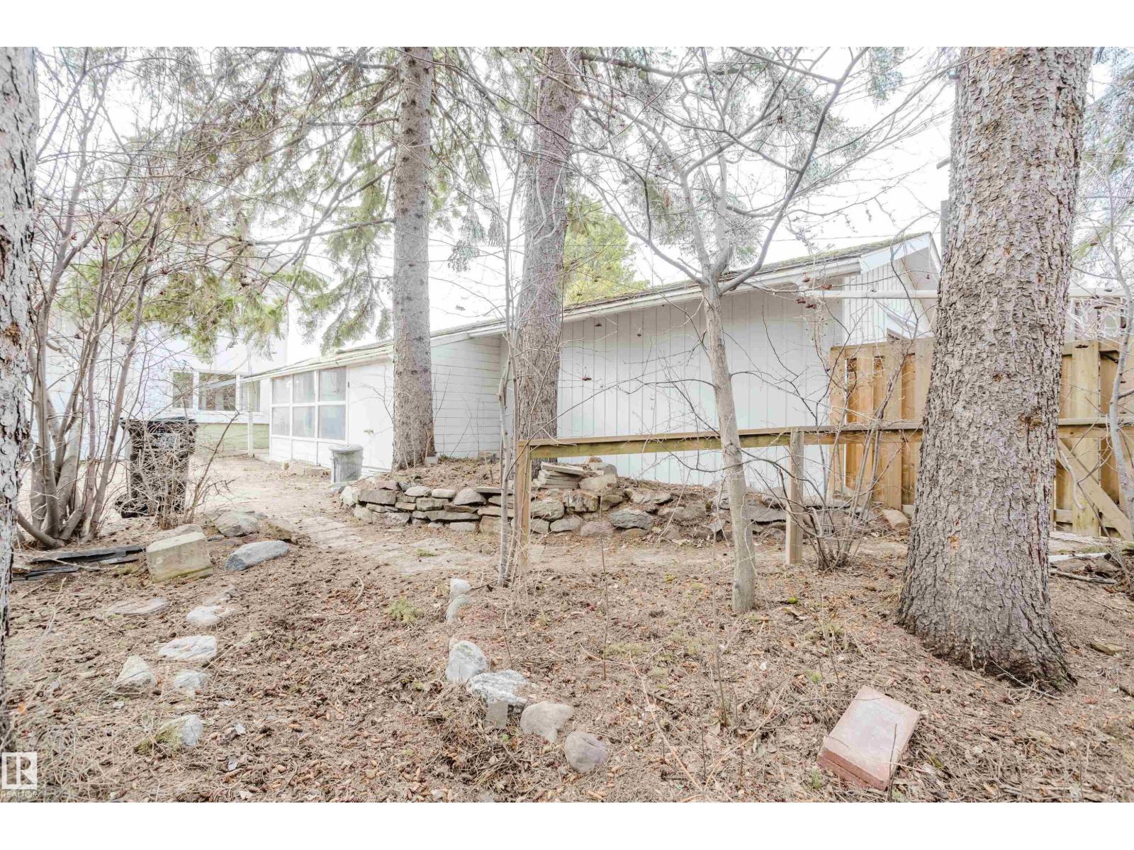 7907 SASKATCHEWAN DR NW, Edmonton