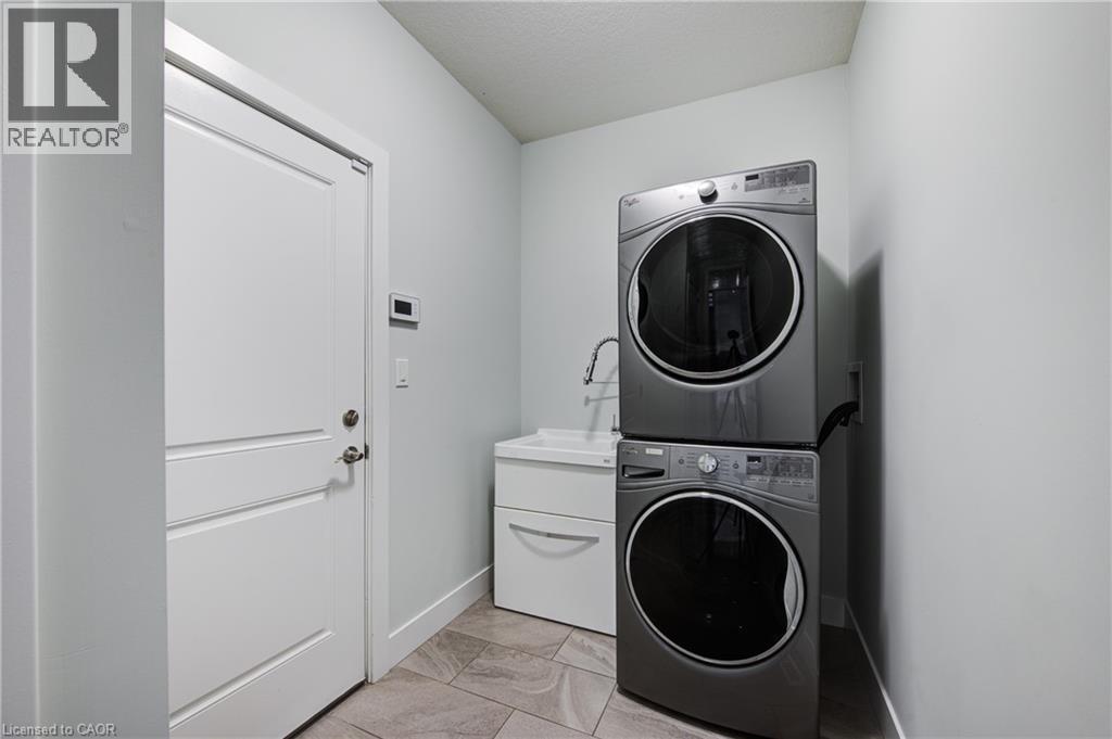 2527 HOLBROOK Drive, London, Ontario, N6M0E8 — Photo 13