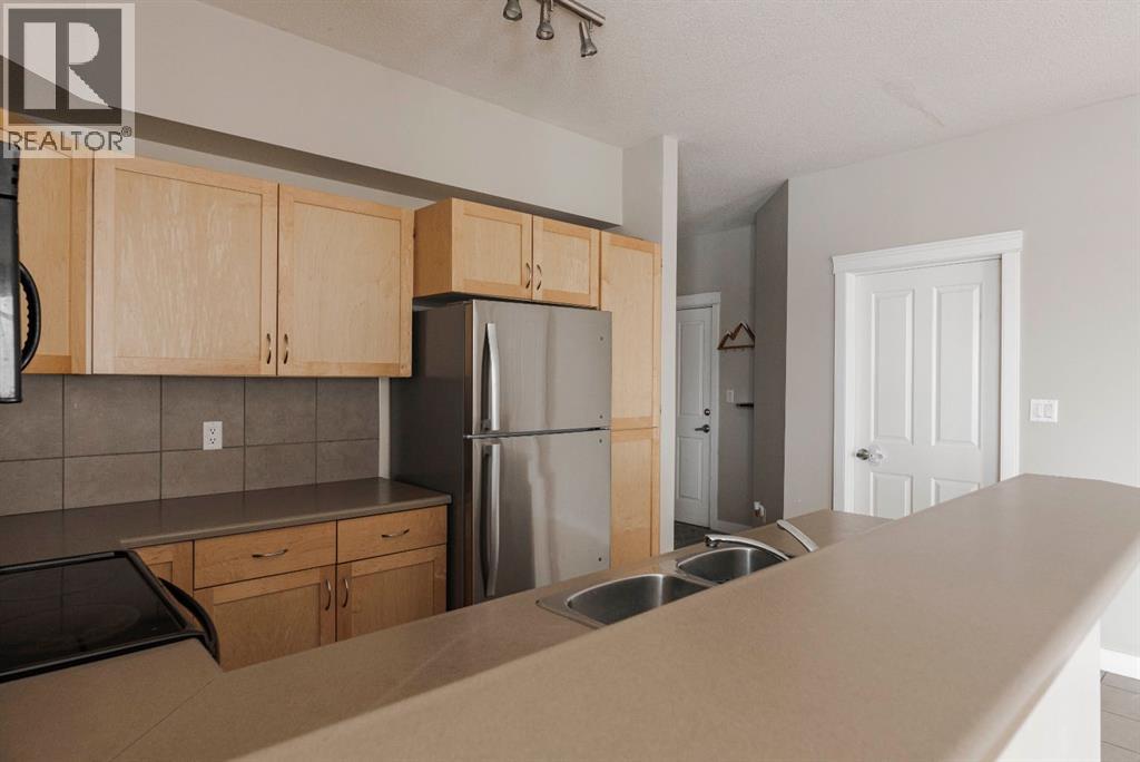 100 Denholm Gate, Fort McMurray
