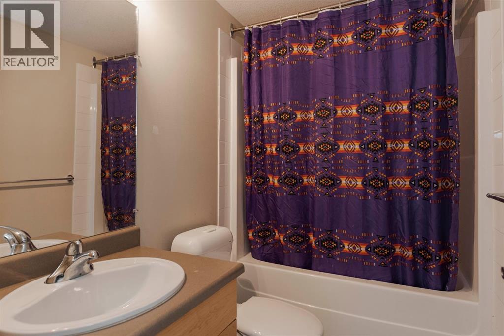 100 Denholm Gate, Fort McMurray