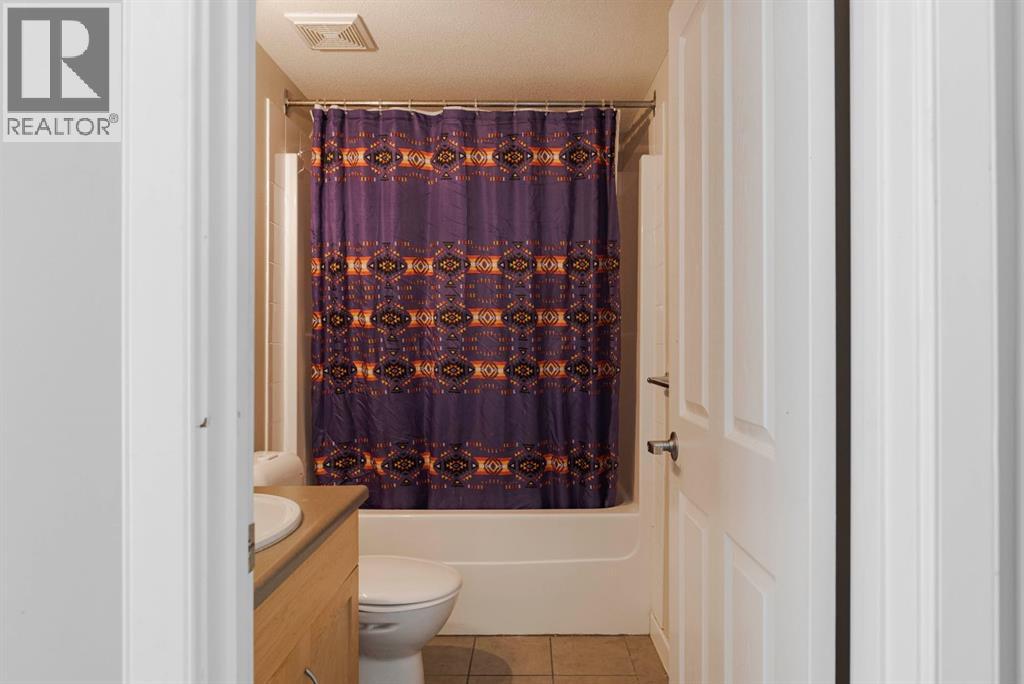 100 Denholm Gate, Fort McMurray
