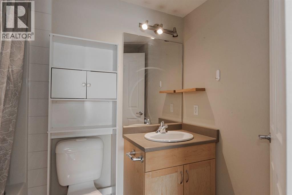 100 Denholm Gate, Fort McMurray